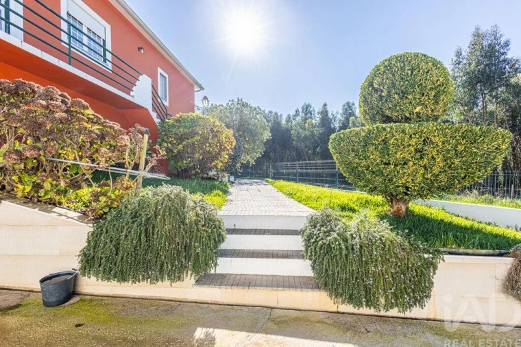 Moradia T3 para Venda em Alcobertas Foto 2