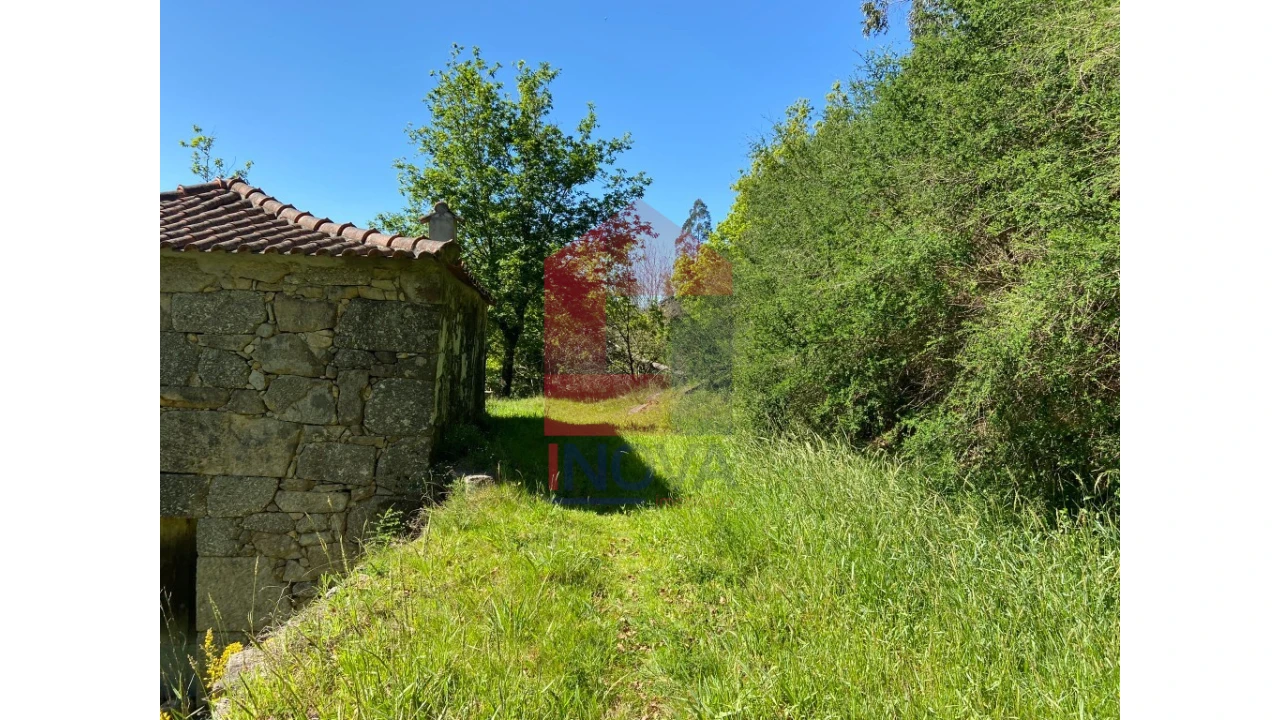 Moradia para Venda em Valbom (São Pedro), Passô e Valbom (São Martinho) Foto 2