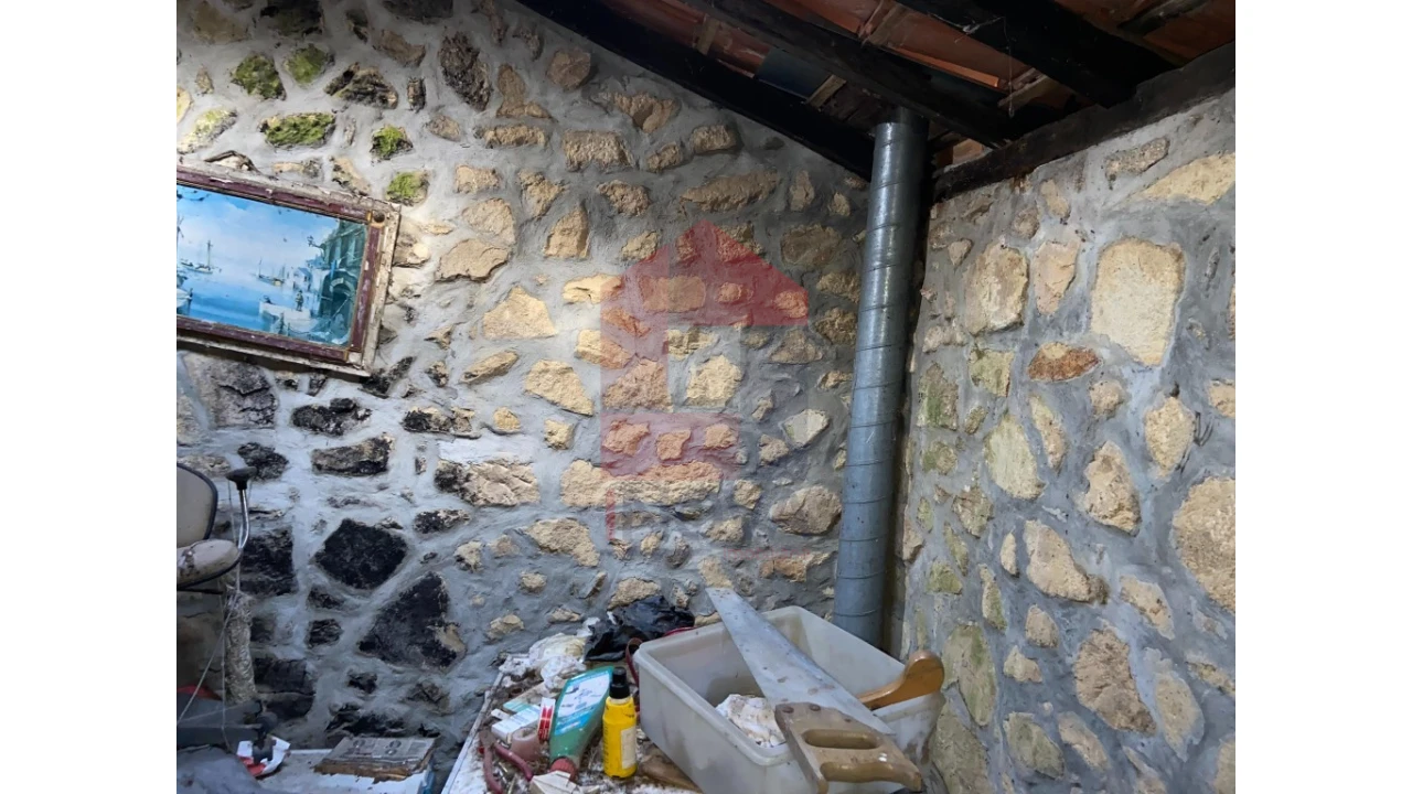 Moradia para Venda em Valbom (São Pedro), Passô e Valbom (São Martinho) Foto 8