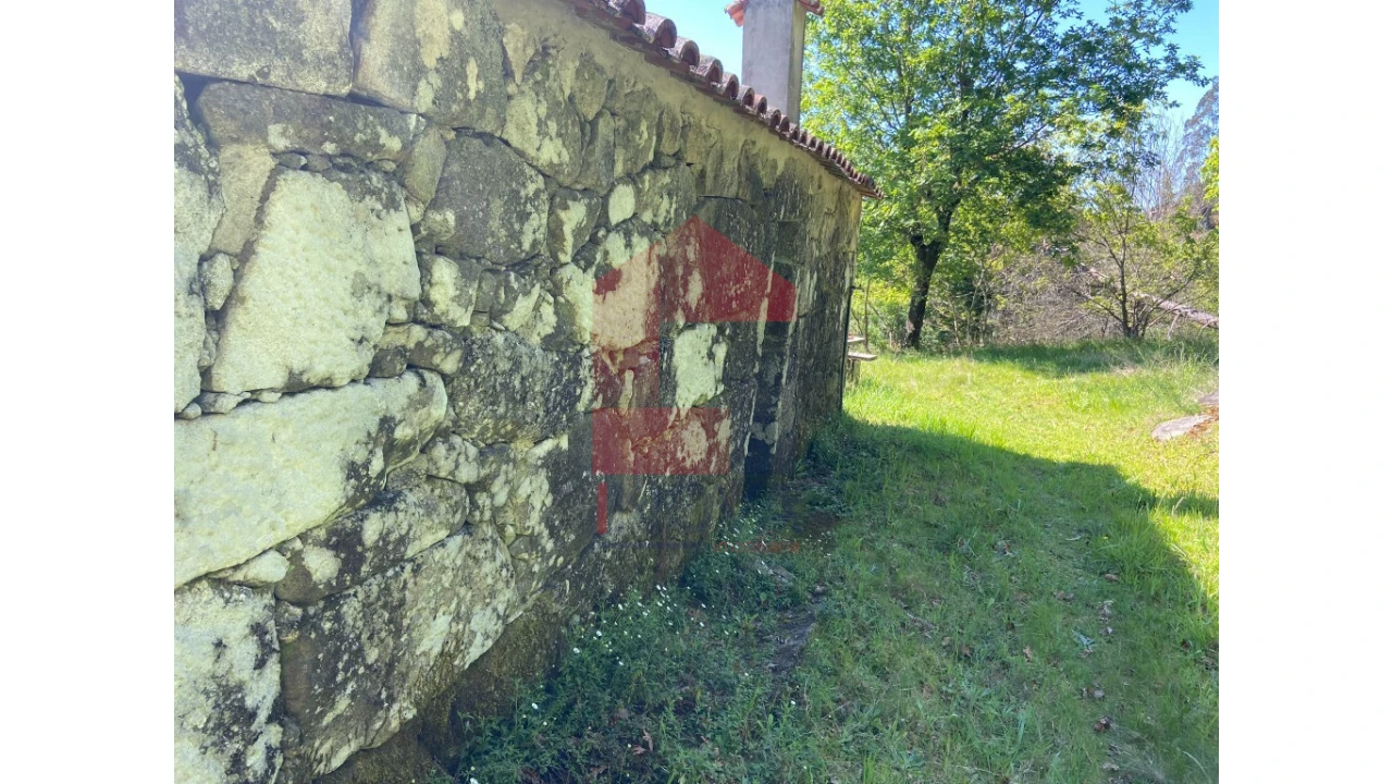 Moradia para Venda em Valbom (São Pedro), Passô e Valbom (São Martinho) Foto 12