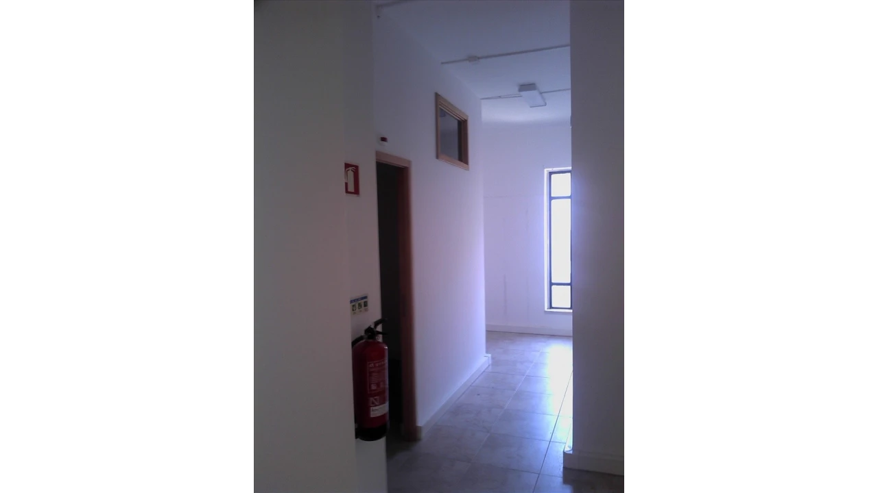 Escritório para Arrendamento em Almada, Cova da Piedade, Pragal e Cacilhas Foto 2