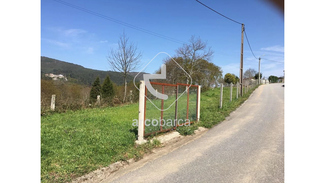 Terreno para Venda em Candemil e Gondar Foto 7