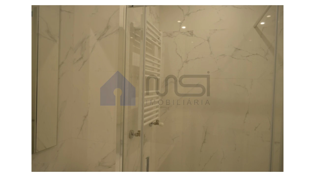 Apartamento T4 para Venda em Matosinhos e Leça da Palmeira Foto 9