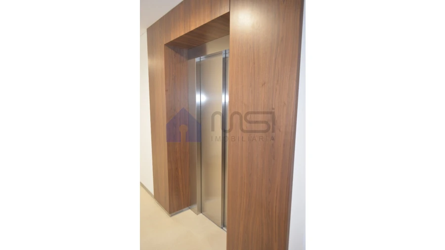 Apartamento T4 para Venda em Matosinhos e Leça da Palmeira Foto 12