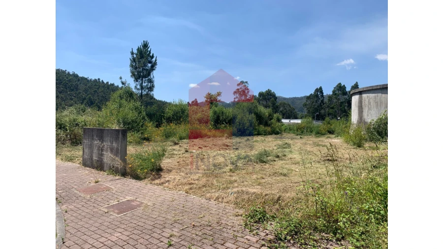 Terreno para Venda em Gême Foto 1