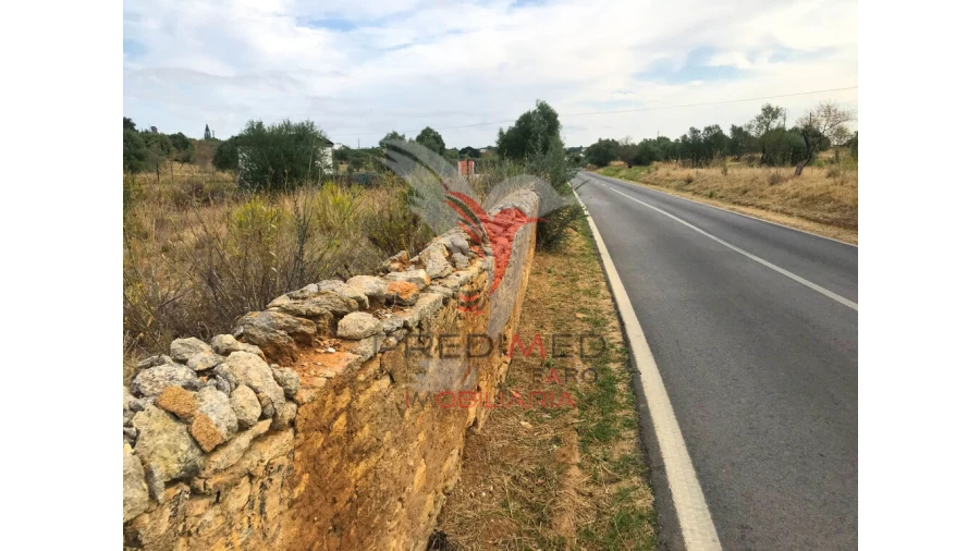 Terreno para Venda em Moncarapacho e Fuseta Foto 1