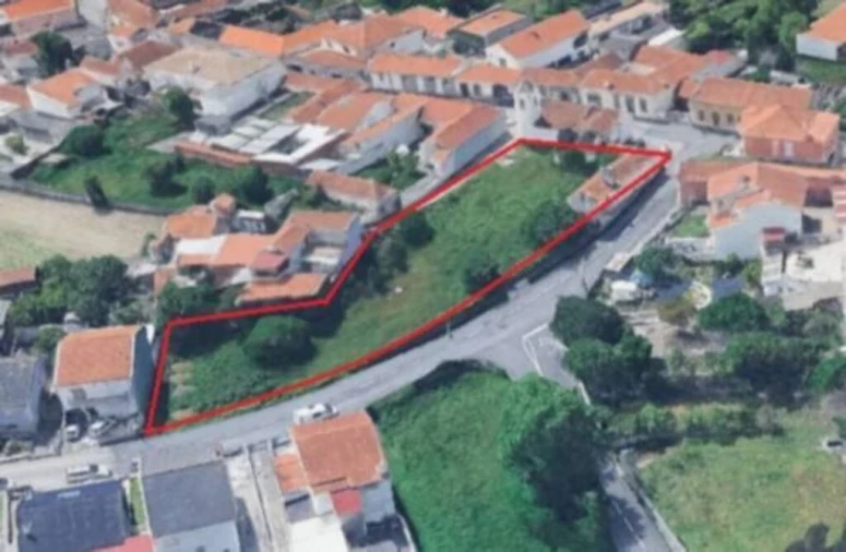 Terreno para Venda em Esgueira Foto 2