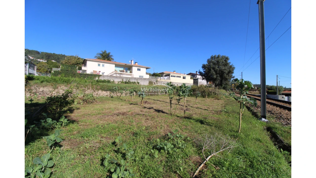 Terreno para Venda em Carapeços Foto 2