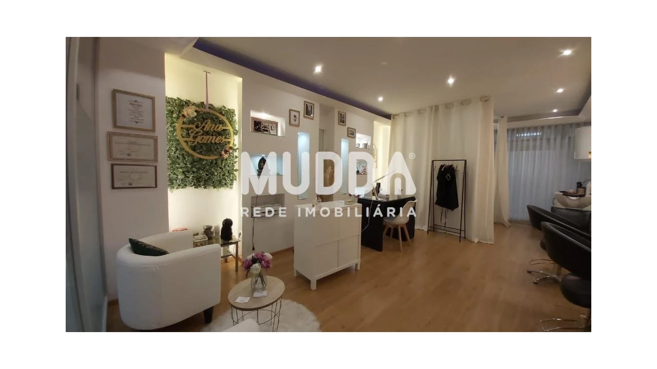 Loja para Venda em São João da Madeira Foto 1