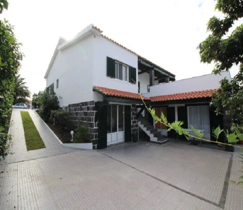 Moradia T4 para Venda em Rosto do Cão (Livramento) Foto 31