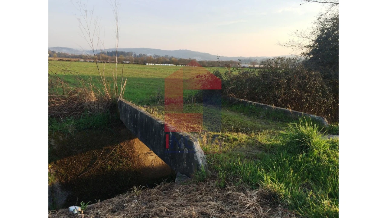 Terreno para Venda em Cabanelas Foto 8