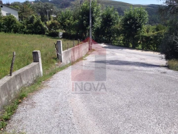 Terreno para Venda em Sande, Vilarinho, Barros e Gomide
