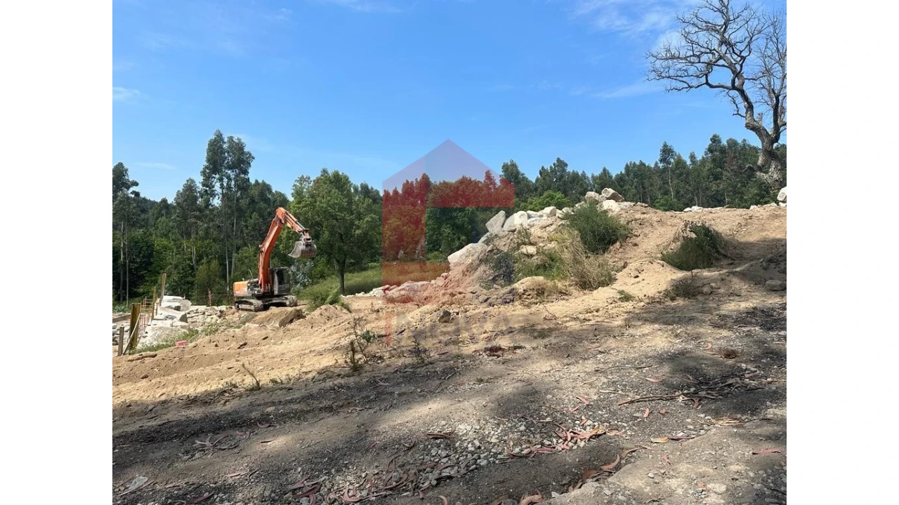 Terreno para Venda em Escariz (São Mamede) e Escariz (São Martinho) Foto 9