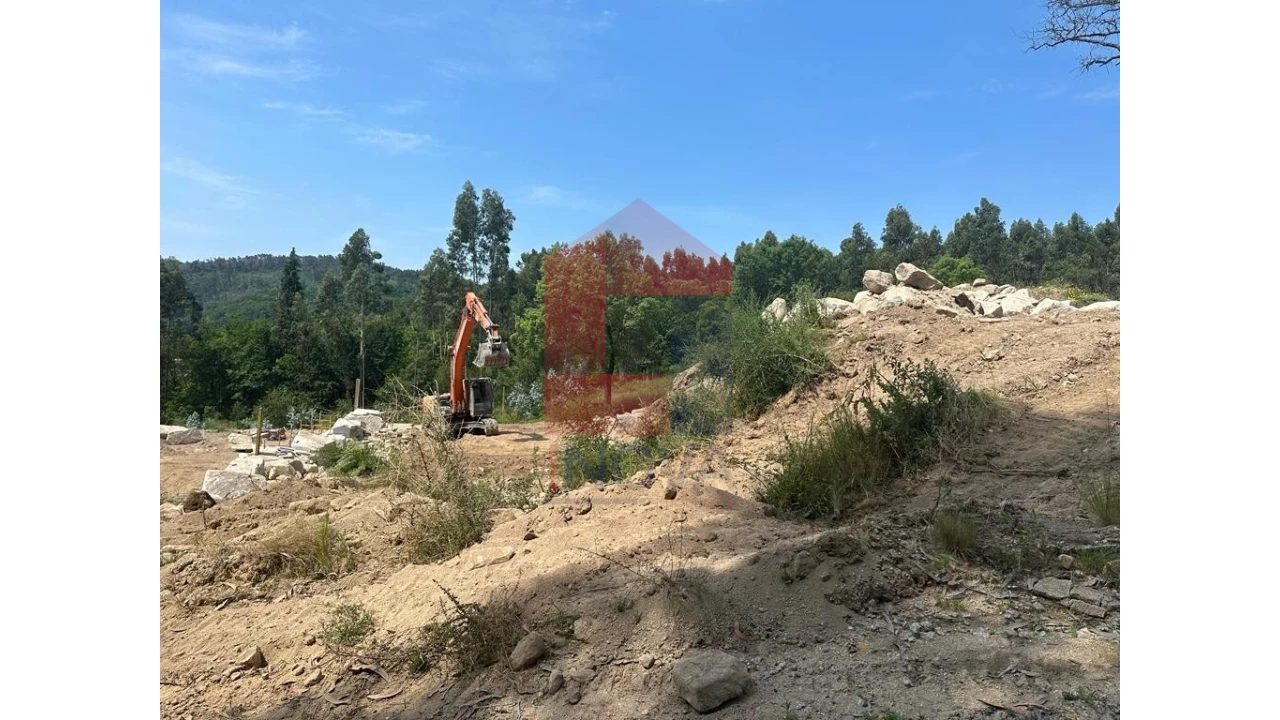 Terreno para Venda em Escariz (São Mamede) e Escariz (São Martinho) Foto 4