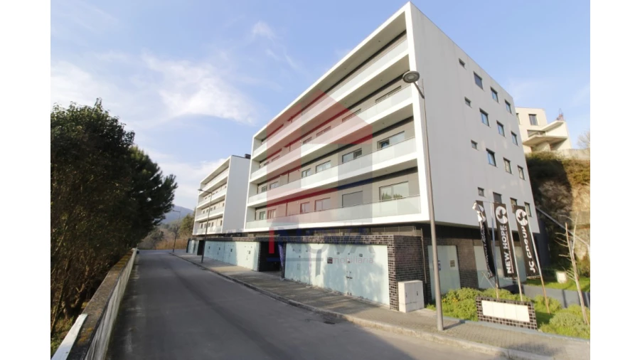 Loja para Venda em Moimenta Foto 1