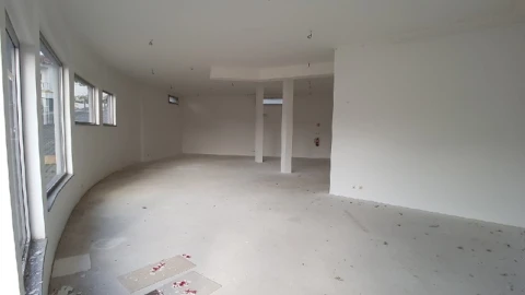 Loja para Venda em Leiria, Pousos, Barreira e Cortes