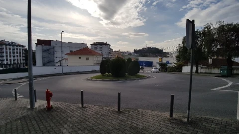 Loja para Venda em Leiria, Pousos, Barreira e Cortes