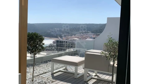 Apartamento T3 para Venda em Sesimbra (Santiago)