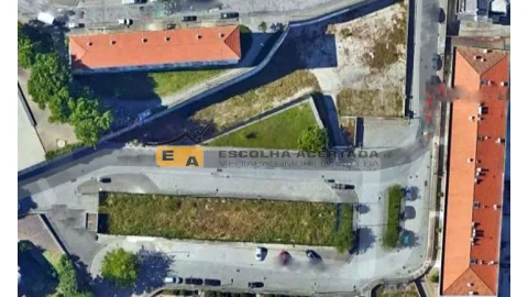Terreno para Venda em Campanhã