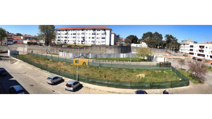 Terreno para Venda em Campanhã Foto 3