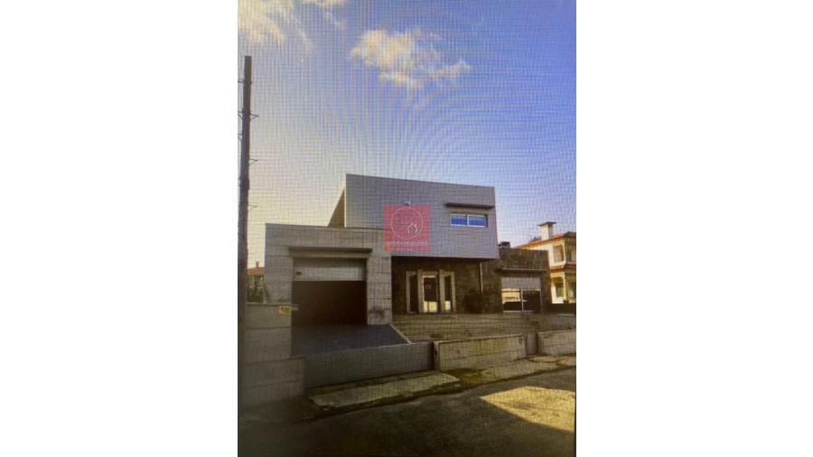 Moradia T6 para Venda em Antas Foto 4