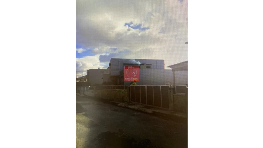 Moradia T6 para Venda em Antas Foto 5