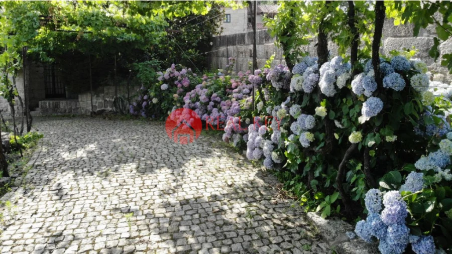 Moradia T6 para Venda em Gondar Foto 9