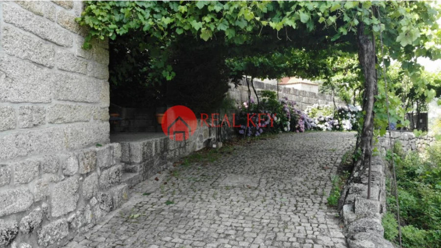 Moradia T6 para Venda em Gondar Foto 10