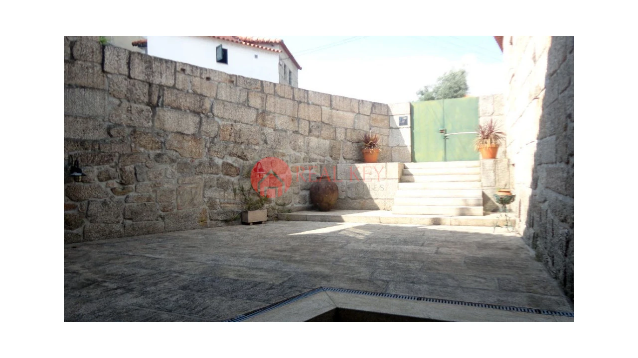 Moradia T6 para Venda em Gondar Foto 11