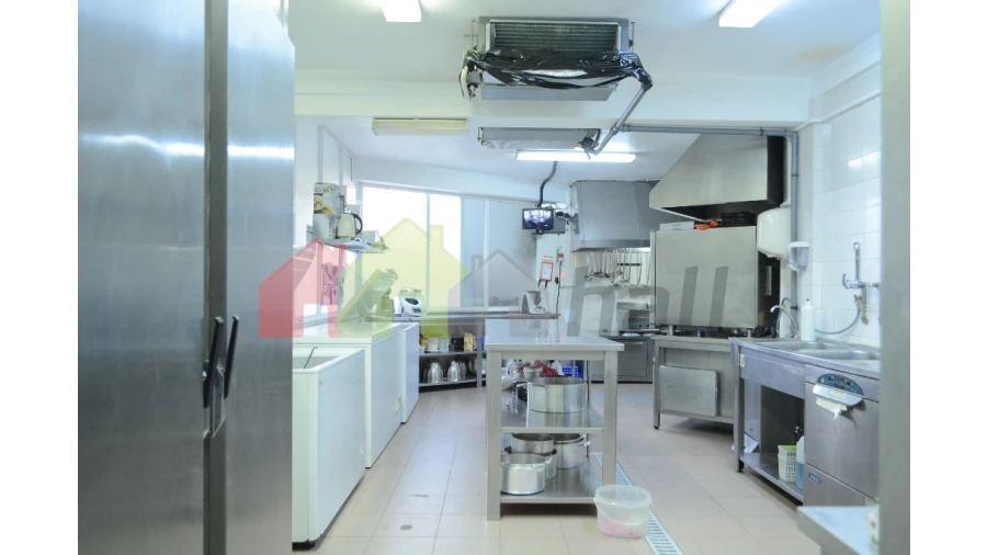 Loja para Venda em Beja (Santiago Maior e São João Baptista) Foto 14