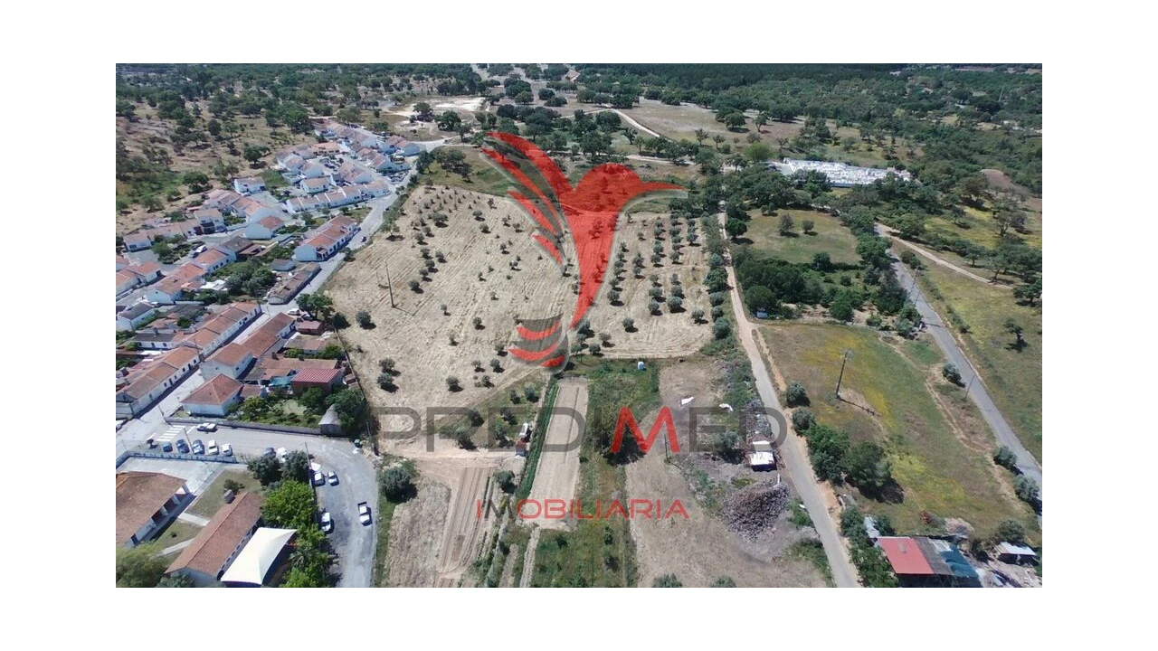 Terreno para Venda em São Domingos e Vale de Água Foto 2