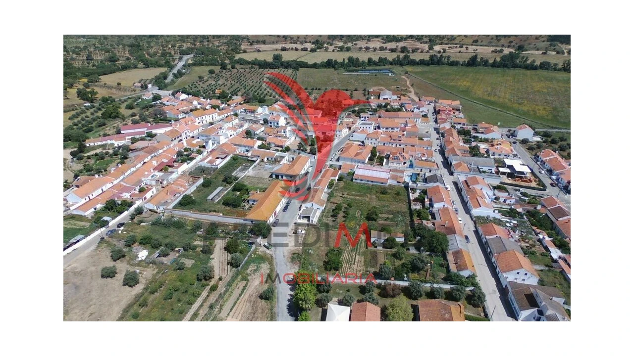 Terreno para Venda em São Domingos e Vale de Água Foto 10