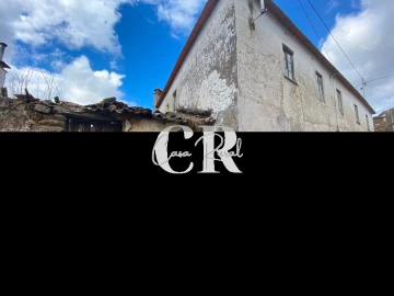 Moradia T5 para Venda em Castanheira de Pêra e Coentral