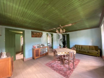 Moradia T5 para Venda em Castanheira de Pêra e Coentral