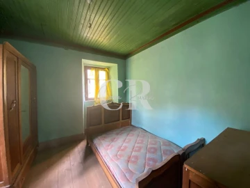 Moradia T5 para Venda em Castanheira de Pêra e Coentral