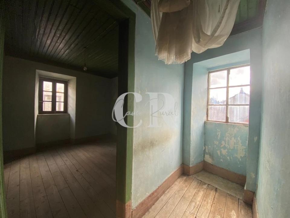 Moradia T5 para Venda em Castanheira de Pêra e Coentral Foto 11