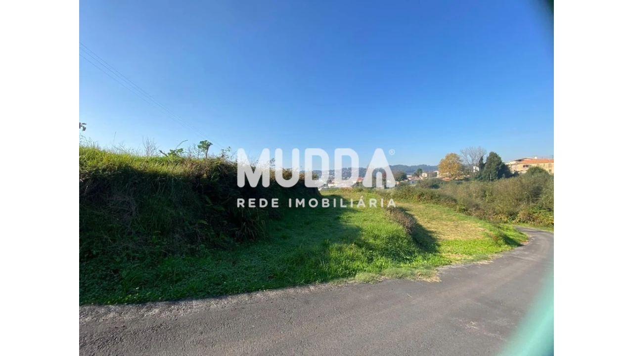 Terreno para Venda em O. Azeméis, Riba-Ul, Ul, Macinhata Seixa, Madail Foto 3