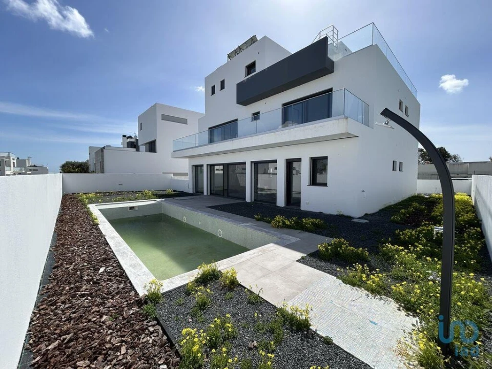 Moradia T6 para Venda em Tavira (Santa Maria e Santiago) Foto 3