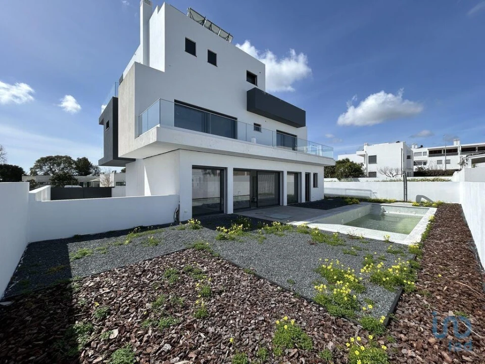 Moradia T6 para Venda em Tavira (Santa Maria e Santiago) Foto 4