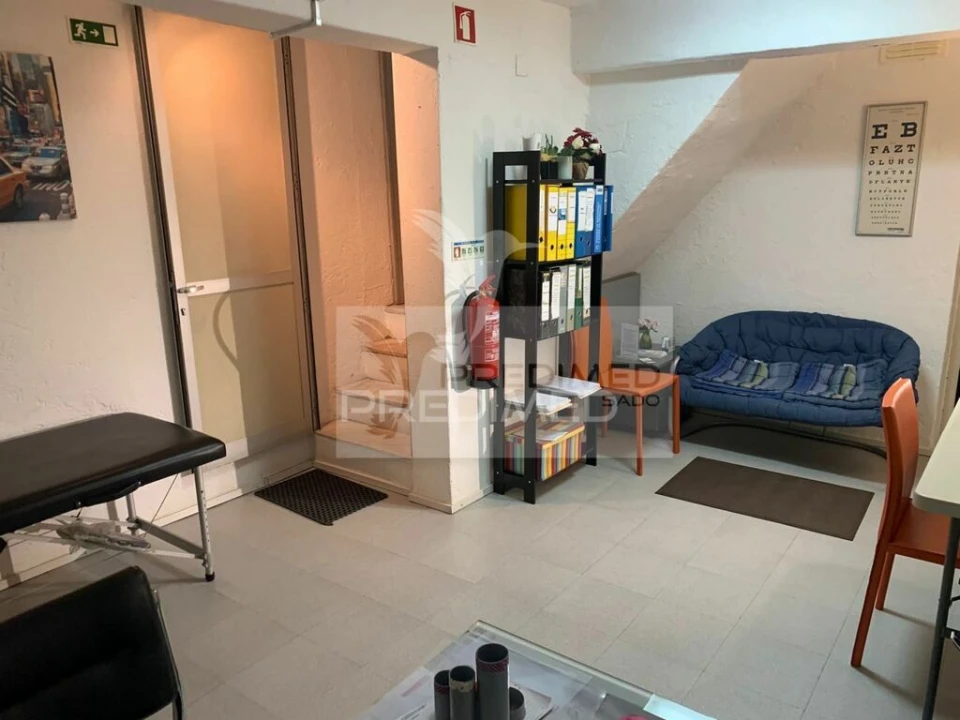 Loja para Venda em Azeitão (São Lourenço e São Simão) Foto 9