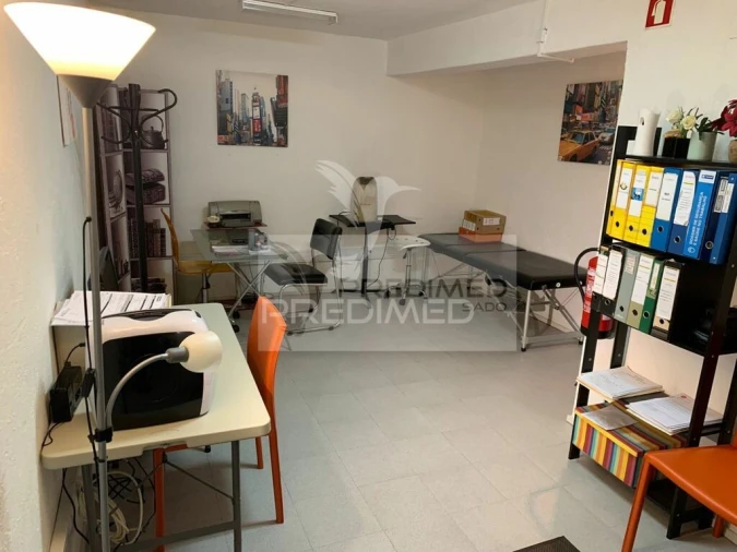 Loja para Venda em Azeitão (São Lourenço e São Simão) Foto 4