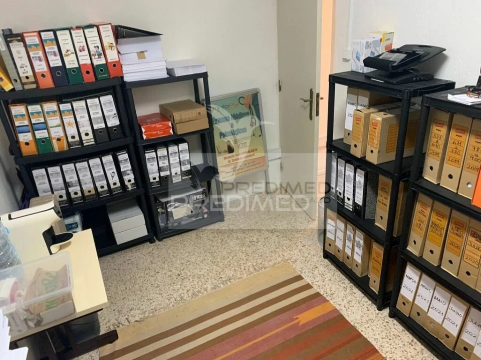 Loja para Venda em Azeitão (São Lourenço e São Simão) Foto 7
