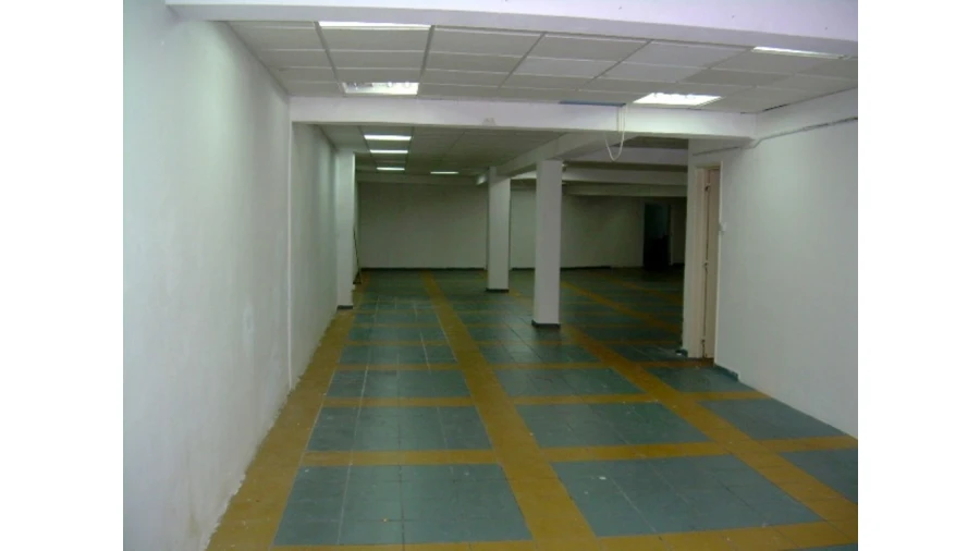 Loja para Venda em Almada, Cova da Piedade, Pragal e Cacilhas Foto 2