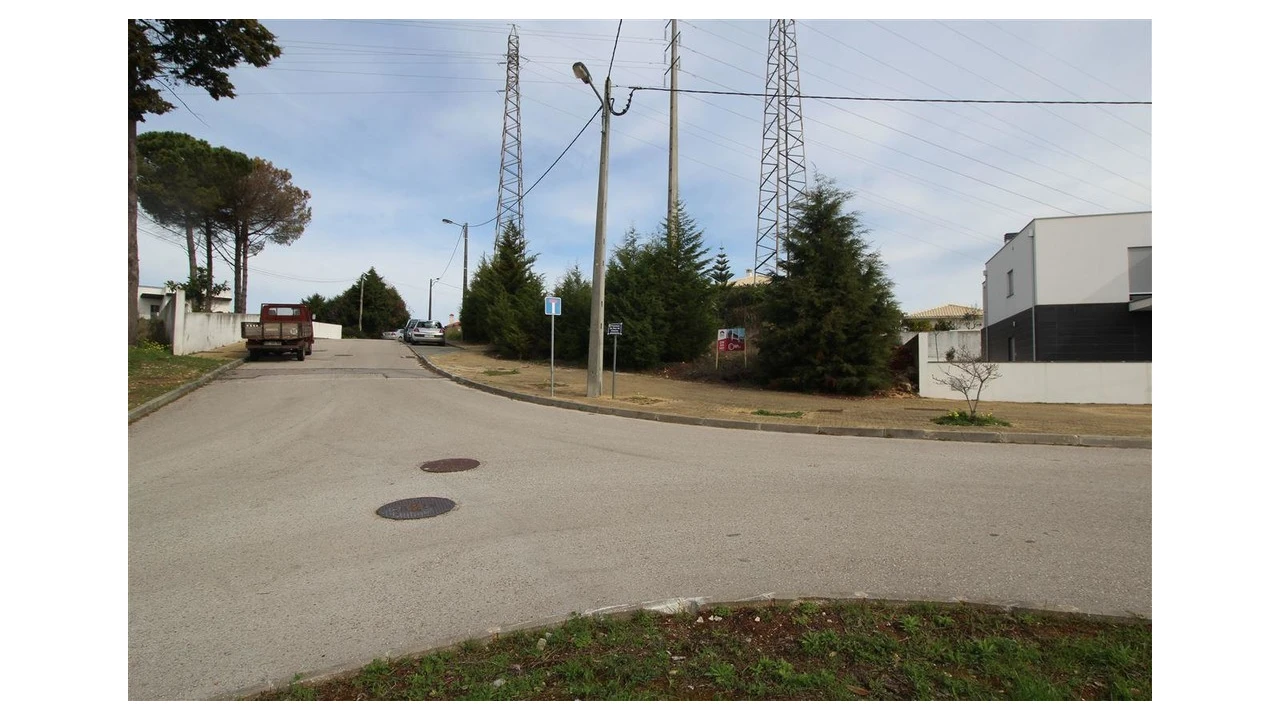 Terreno para Venda em Assafarge e Antanhol Foto 2