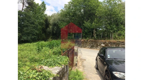 Terreno para Venda em Vila Verde e Barbudo