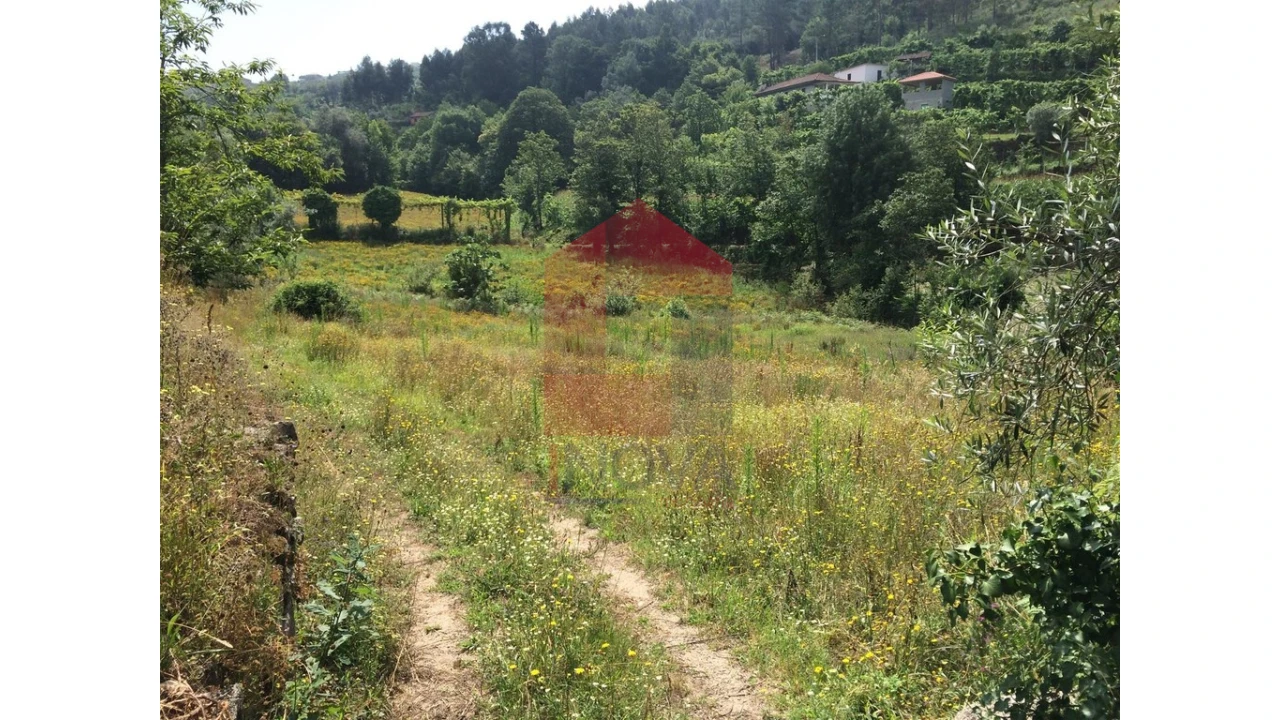Terreno para Venda em Sande, Vilarinho, Barros e Gomide Foto 1