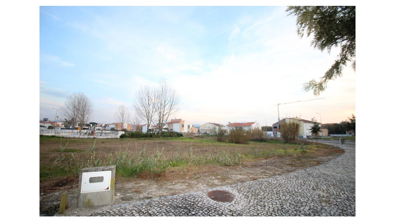 Terreno para Venda em Sebal e Belide Foto 2