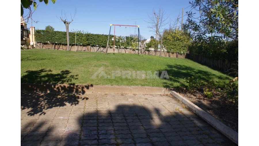 Moradia T5 para Venda em Benquerenças Foto 14