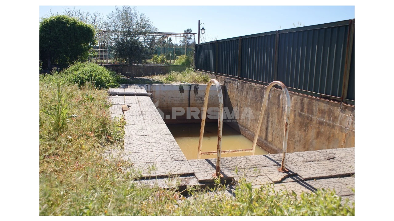 Moradia T5 para Venda em Benquerenças Foto 9