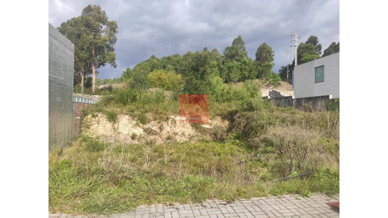 Terreno para Venda em Vila Nova de Anha Foto 6